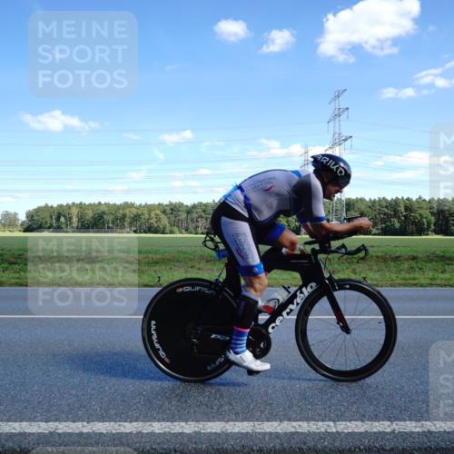 07.09.2025 - 19. Norderstedt Triathlon Michael Burmester http://msf.ph/oto/8838358 07.09.2025 14:15:08 Radfahren 879, 958, 977, 1456 meine-sportfotos.de