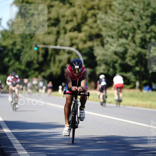 07.09.2025 - 19. Norderstedt Triathlon Michael Burmester http://msf.ph/oto/8838361 07.09.2025 14:29:37 Radfahren 994, 1020, 1038 meine-sportfotos.de