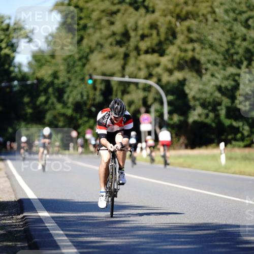 07.09.2025 - 19. Norderstedt Triathlon Michael Burmester http://msf.ph/oto/8838368 07.09.2025 14:29:40 Radfahren 427, 1020 meine-sportfotos.de