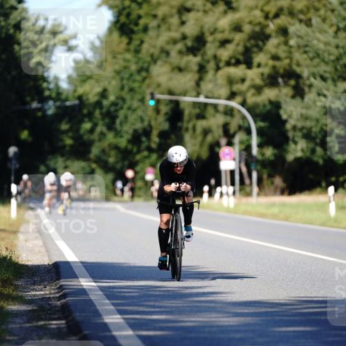 07.09.2025 - 19. Norderstedt Triathlon Michael Burmester http://msf.ph/oto/8838378 07.09.2025 14:29:48 Radfahren 876, 1414 meine-sportfotos.de