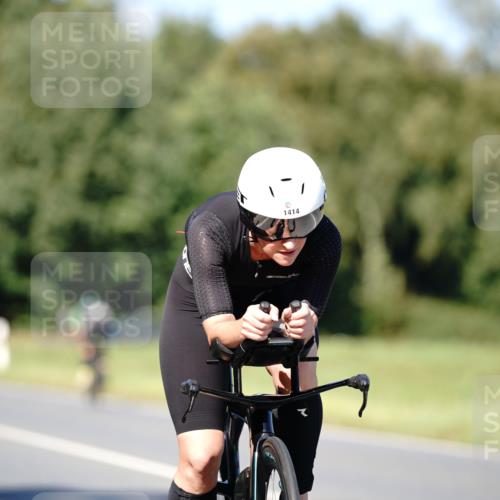 07.09.2025 - 19. Norderstedt Triathlon Michael Burmester http://msf.ph/oto/8838384 07.09.2025 14:29:50 Radfahren 1414 meine-sportfotos.de