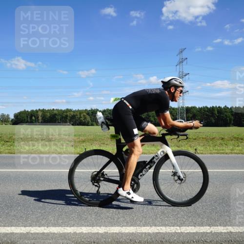 07.09.2025 - 19. Norderstedt Triathlon Michael Burmester http://msf.ph/oto/8838395 07.09.2025 14:15:49 Radfahren 1026 meine-sportfotos.de