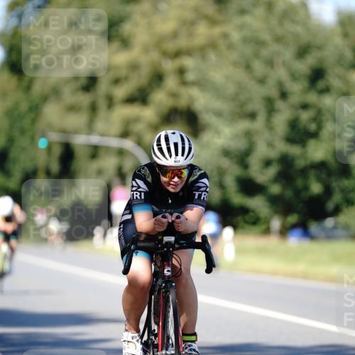 07.09.2025 - 19. Norderstedt Triathlon Michael Burmester http://msf.ph/oto/8838396 07.09.2025 14:29:58 Radfahren 388, 917, 1421 meine-sportfotos.de
