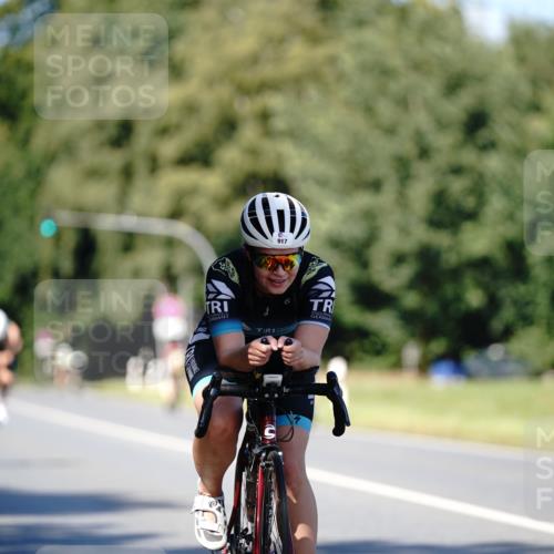 07.09.2025 - 19. Norderstedt Triathlon Michael Burmester http://msf.ph/oto/8838398 07.09.2025 14:29:58 Radfahren 388, 917, 1421 meine-sportfotos.de