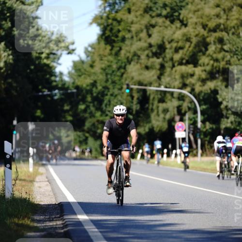 07.09.2025 - 19. Norderstedt Triathlon Michael Burmester http://msf.ph/oto/8838407 07.09.2025 14:30:07 Radfahren 400 meine-sportfotos.de