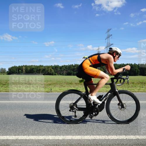 07.09.2025 - 19. Norderstedt Triathlon Michael Burmester http://msf.ph/oto/8838416 07.09.2025 14:16:13 Radfahren 1001 meine-sportfotos.de