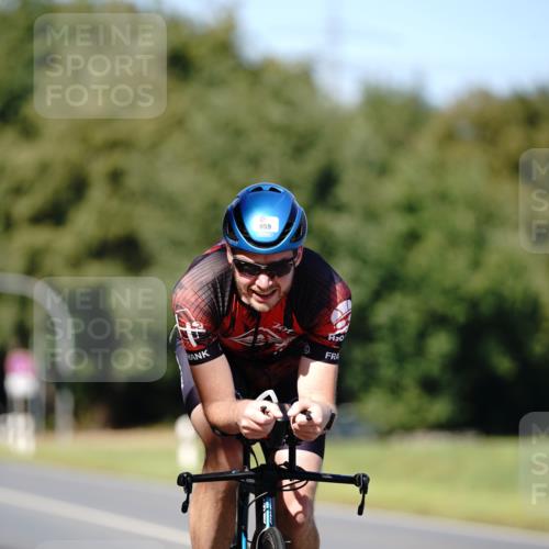 07.09.2025 - 19. Norderstedt Triathlon Michael Burmester http://msf.ph/oto/8838436 07.09.2025 14:30:31 Radfahren 959 meine-sportfotos.de