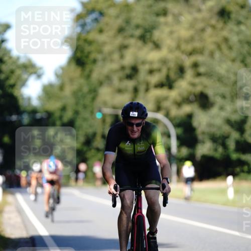 07.09.2025 - 19. Norderstedt Triathlon Michael Burmester http://msf.ph/oto/8838439 07.09.2025 14:30:38 Radfahren 1483 meine-sportfotos.de
