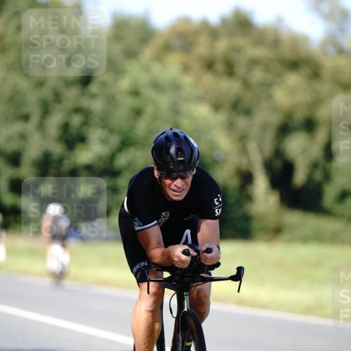 07.09.2025 - 19. Norderstedt Triathlon Michael Burmester http://msf.ph/oto/8838456 07.09.2025 14:30:44 Radfahren 989, 1000, 1022 meine-sportfotos.de