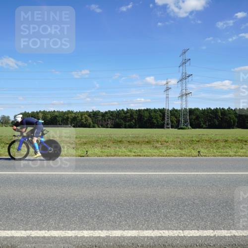 07.09.2025 - 19. Norderstedt Triathlon Michael Burmester http://msf.ph/oto/8838467 07.09.2025 14:16:28 Radfahren 1401 meine-sportfotos.de