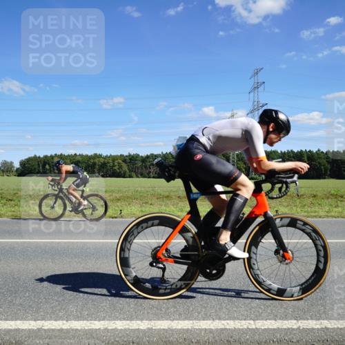 07.09.2025 - 19. Norderstedt Triathlon Michael Burmester http://msf.ph/oto/8838474 07.09.2025 14:16:29 Radfahren 1401 meine-sportfotos.de