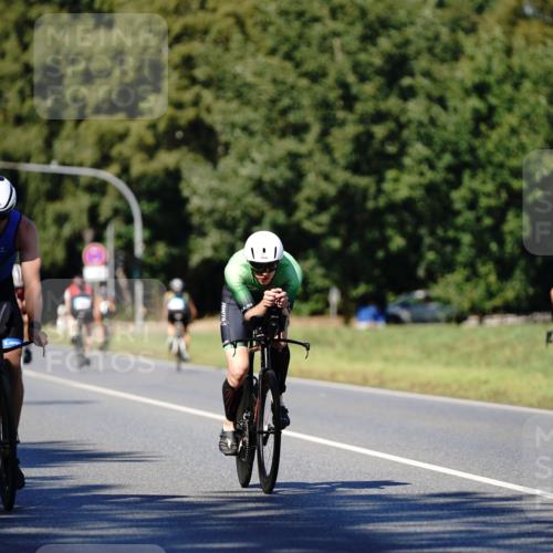 07.09.2025 - 19. Norderstedt Triathlon Michael Burmester http://msf.ph/oto/8838486 07.09.2025 14:31:15 Radfahren 960, 1010, 1016, 1496 meine-sportfotos.de