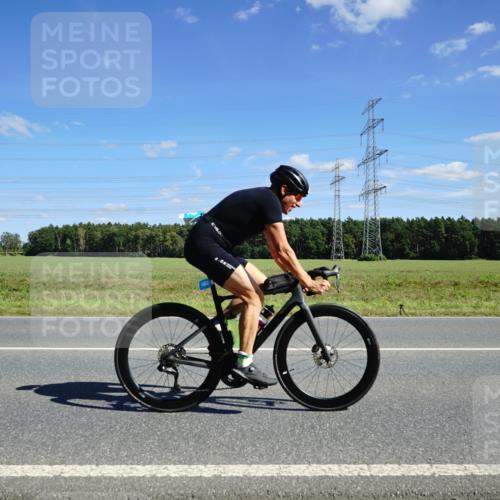 07.09.2025 - 19. Norderstedt Triathlon Michael Burmester http://msf.ph/oto/8838487 07.09.2025 14:16:36 Radfahren 422, 1462 meine-sportfotos.de
