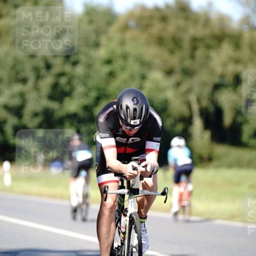 07.09.2025 - 19. Norderstedt Triathlon Michael Burmester http://msf.ph/oto/8838523 07.09.2025 14:31:35 Radfahren 967, 986, 995 meine-sportfotos.de