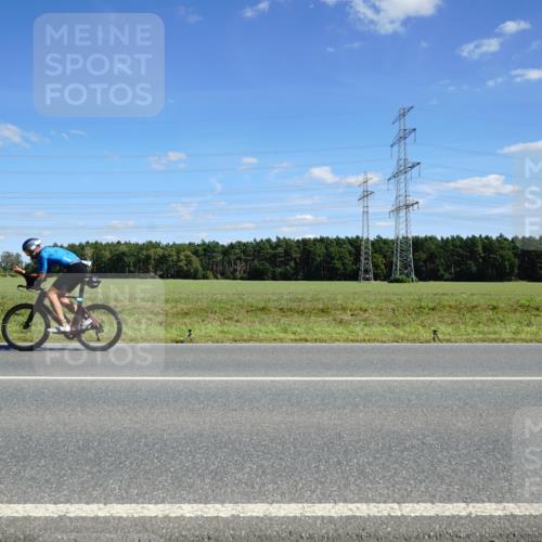 07.09.2025 - 19. Norderstedt Triathlon Michael Burmester http://msf.ph/oto/8838528 07.09.2025 14:16:49 Radfahren 993 meine-sportfotos.de