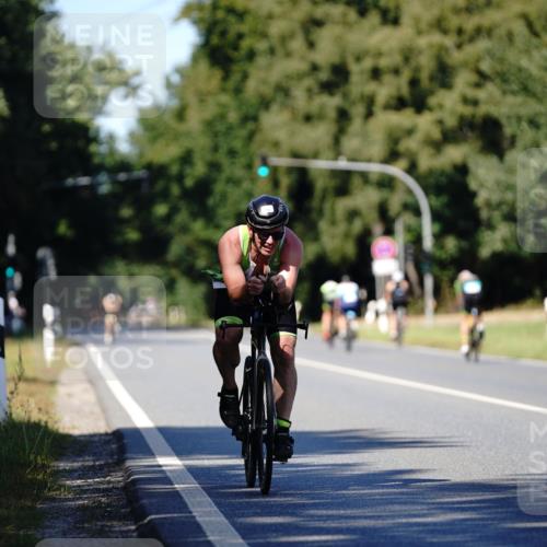 07.09.2025 - 19. Norderstedt Triathlon Michael Burmester http://msf.ph/oto/8838534 07.09.2025 14:31:53 Radfahren 1005 meine-sportfotos.de