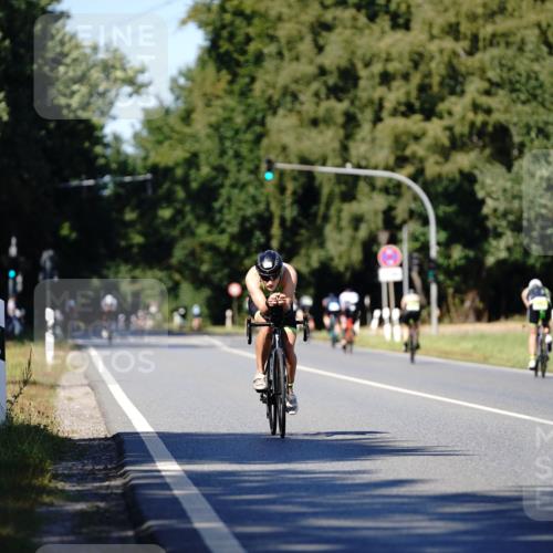 07.09.2025 - 19. Norderstedt Triathlon Michael Burmester http://msf.ph/oto/8838542 07.09.2025 14:32:03 Radfahren 1007 meine-sportfotos.de