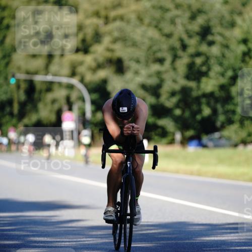 07.09.2025 - 19. Norderstedt Triathlon Michael Burmester http://msf.ph/oto/8838544 07.09.2025 14:32:05 Radfahren 1007 meine-sportfotos.de