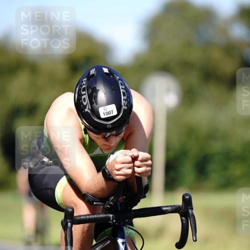 07.09.2025 - 19. Norderstedt Triathlon Michael Burmester http://msf.ph/oto/8838548 07.09.2025 14:32:06 Radfahren 1007 meine-sportfotos.de