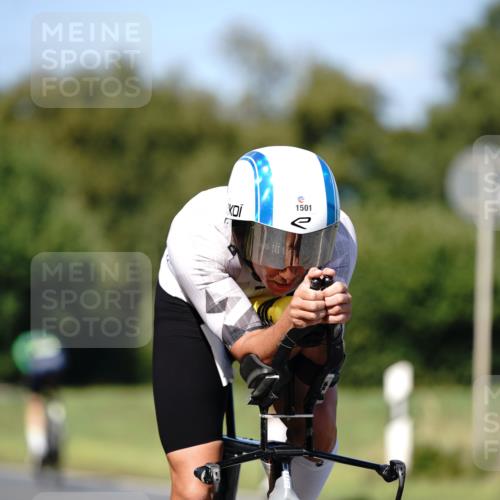 07.09.2025 - 19. Norderstedt Triathlon Michael Burmester http://msf.ph/oto/8838550 07.09.2025 14:32:14 Radfahren 1501 meine-sportfotos.de