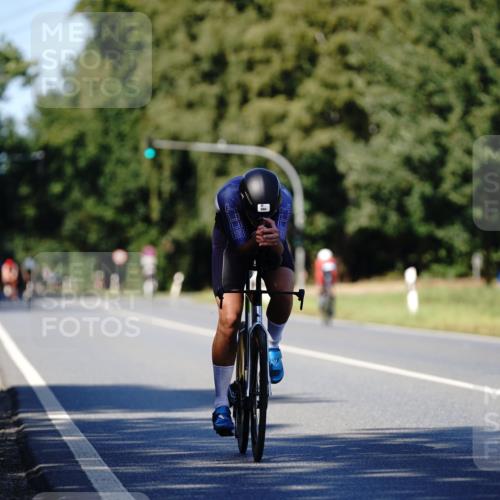 07.09.2025 - 19. Norderstedt Triathlon Michael Burmester http://msf.ph/oto/8838568 07.09.2025 14:32:30 Radfahren 980 meine-sportfotos.de