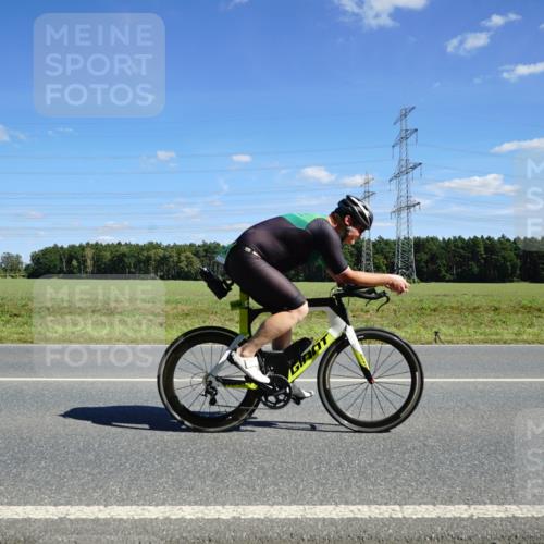 07.09.2025 - 19. Norderstedt Triathlon Michael Burmester http://msf.ph/oto/8838579 07.09.2025 14:17:12 Radfahren 398, 420, 981, 1034 meine-sportfotos.de