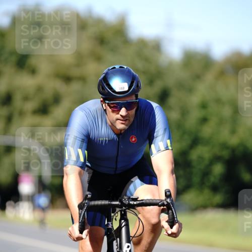 07.09.2025 - 19. Norderstedt Triathlon Michael Burmester http://msf.ph/oto/8838587 07.09.2025 14:32:46 Radfahren 382, 999, 1003 meine-sportfotos.de