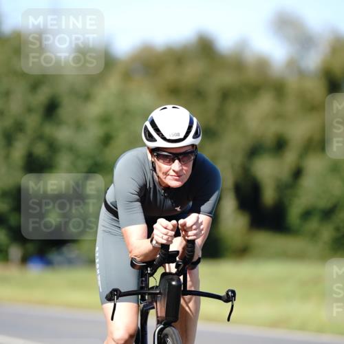 07.09.2025 - 19. Norderstedt Triathlon Michael Burmester http://msf.ph/oto/8838609 07.09.2025 14:32:58 Radfahren 983, 1508 meine-sportfotos.de