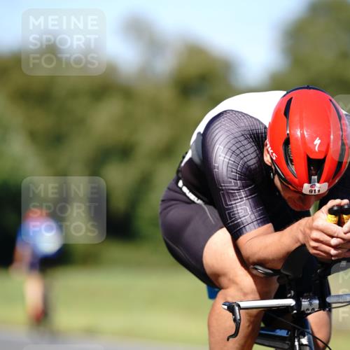 07.09.2025 - 19. Norderstedt Triathlon Michael Burmester http://msf.ph/oto/8838614 07.09.2025 14:33:04 Radfahren 880, 911 meine-sportfotos.de