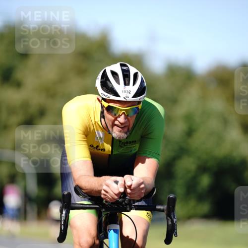 07.09.2025 - 19. Norderstedt Triathlon Michael Burmester http://msf.ph/oto/8838628 07.09.2025 14:33:14 Radfahren 1032 meine-sportfotos.de