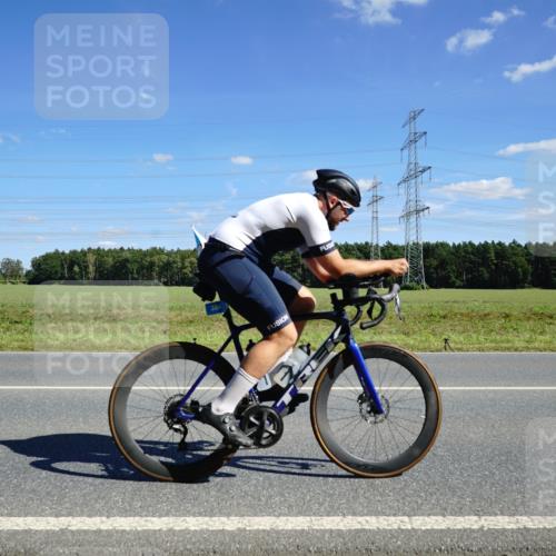 07.09.2025 - 19. Norderstedt Triathlon Michael Burmester http://msf.ph/oto/8838632 07.09.2025 14:17:25 Radfahren 364, 373, 1009, 1469 meine-sportfotos.de