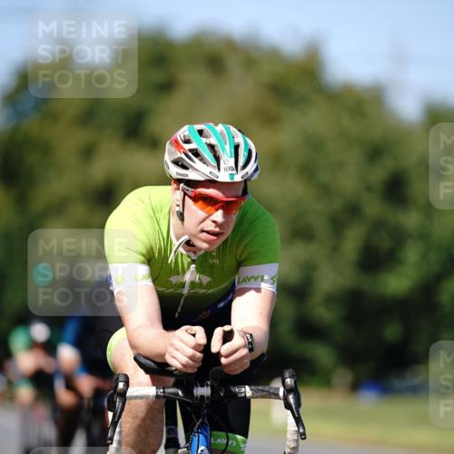 07.09.2025 - 19. Norderstedt Triathlon Michael Burmester http://msf.ph/oto/8838633 07.09.2025 14:33:19 Radfahren 442, 1004, 1502 meine-sportfotos.de