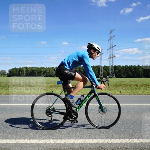 07.09.2025 - 19. Norderstedt Triathlon Michael Burmester http://msf.ph/oto/8838640 07.09.2025 14:17:26 Radfahren 364, 373, 1009, 1469 meine-sportfotos.de
