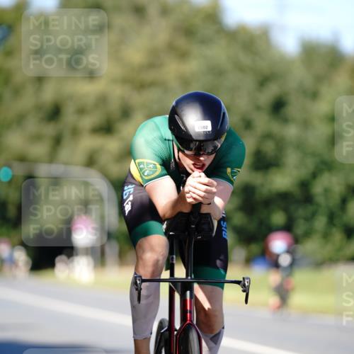 07.09.2025 - 19. Norderstedt Triathlon Michael Burmester http://msf.ph/oto/8838641 07.09.2025 14:33:21 Radfahren 438, 442, 1004, 1502 meine-sportfotos.de