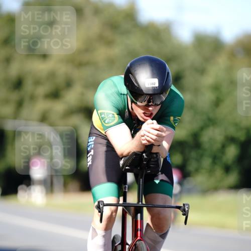 07.09.2025 - 19. Norderstedt Triathlon Michael Burmester http://msf.ph/oto/8838643 07.09.2025 14:33:21 Radfahren 438, 442, 1004, 1502 meine-sportfotos.de