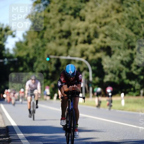 07.09.2025 - 19. Norderstedt Triathlon Michael Burmester http://msf.ph/oto/8838645 07.09.2025 14:33:23 Radfahren 438, 442, 1502 meine-sportfotos.de