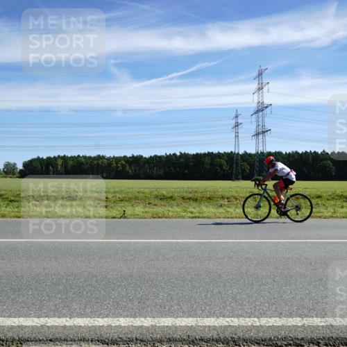 07.09.2025 - 19. Norderstedt Triathlon Michael Burmester http://msf.ph/oto/8838655 07.09.2025 12:08:18 Radfahren 218, 1397 meine-sportfotos.de