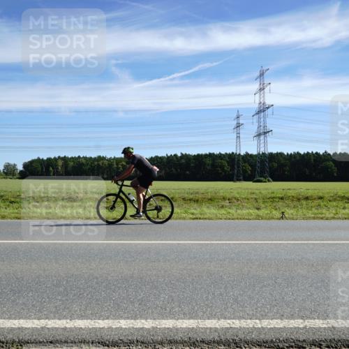 07.09.2025 - 19. Norderstedt Triathlon Michael Burmester http://msf.ph/oto/8838668 07.09.2025 12:08:20 Radfahren 1397 meine-sportfotos.de