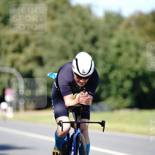 07.09.2025 - 19. Norderstedt Triathlon Michael Burmester http://msf.ph/oto/8838700 07.09.2025 14:33:55 Radfahren 369, 455, 1505 meine-sportfotos.de