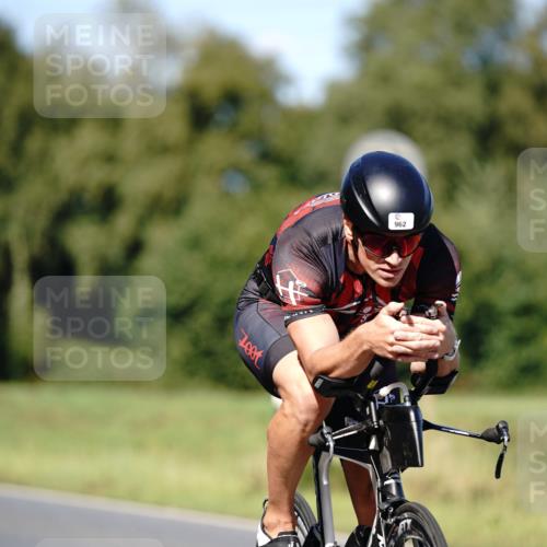 07.09.2025 - 19. Norderstedt Triathlon Michael Burmester http://msf.ph/oto/8838720 07.09.2025 14:34:07 Radfahren 962, 985, 997, 1039 meine-sportfotos.de