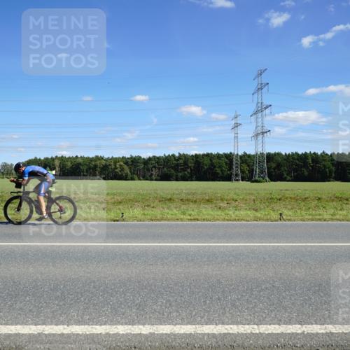 07.09.2025 - 19. Norderstedt Triathlon Michael Burmester http://msf.ph/oto/8838732 07.09.2025 14:18:10 Radfahren 1015 meine-sportfotos.de