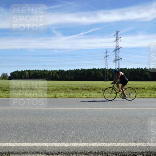 07.09.2025 - 19. Norderstedt Triathlon Michael Burmester http://msf.ph/oto/8838756 07.09.2025 12:08:43 Radfahren 808, 1268, 1382 meine-sportfotos.de