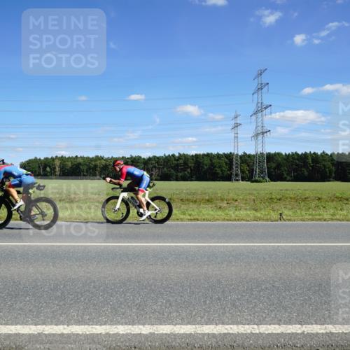 07.09.2025 - 19. Norderstedt Triathlon Michael Burmester http://msf.ph/oto/8838791 07.09.2025 14:18:26 Radfahren 393, 411, 964, 1027 meine-sportfotos.de