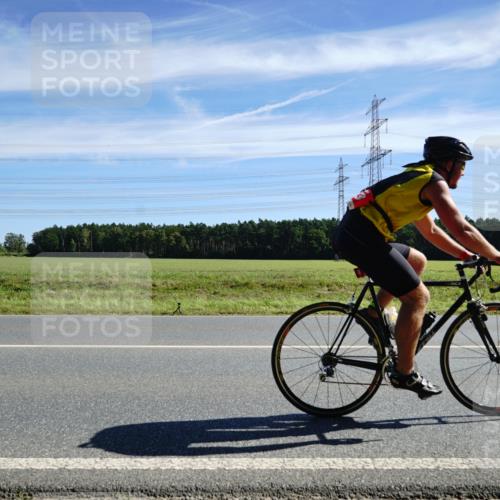 07.09.2025 - 19. Norderstedt Triathlon Michael Burmester http://msf.ph/oto/8838793 07.09.2025 12:08:54 Radfahren 703 meine-sportfotos.de