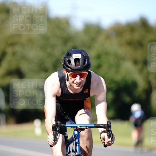 07.09.2025 - 19. Norderstedt Triathlon Michael Burmester http://msf.ph/oto/8838797 07.09.2025 14:35:12 Radfahren 1002 meine-sportfotos.de