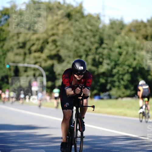 07.09.2025 - 19. Norderstedt Triathlon Michael Burmester http://msf.ph/oto/8838830 07.09.2025 14:35:42 Radfahren 958 meine-sportfotos.de