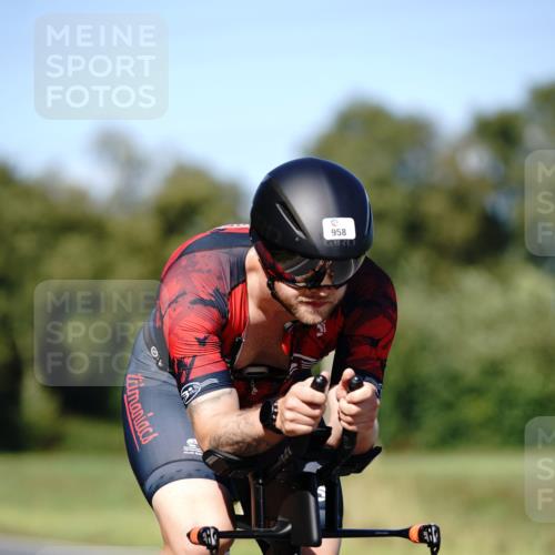 07.09.2025 - 19. Norderstedt Triathlon Michael Burmester http://msf.ph/oto/8838835 07.09.2025 14:35:42 Radfahren 958 meine-sportfotos.de