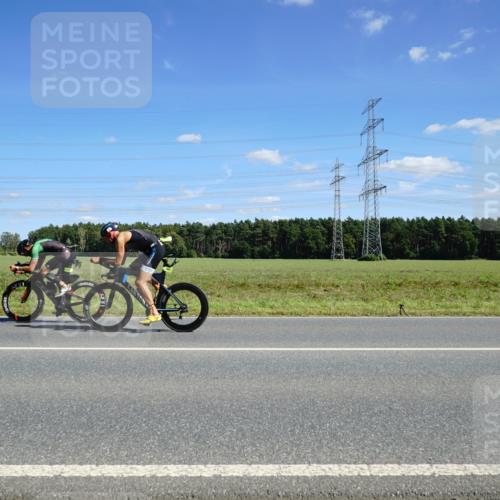 07.09.2025 - 19. Norderstedt Triathlon Michael Burmester http://msf.ph/oto/8838836 07.09.2025 14:18:41 Radfahren 1013 meine-sportfotos.de
