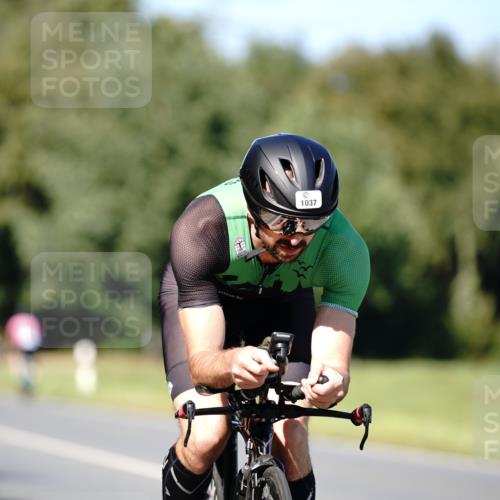 07.09.2025 - 19. Norderstedt Triathlon Michael Burmester http://msf.ph/oto/8838858 07.09.2025 14:36:06 Radfahren 1037, 1406 meine-sportfotos.de