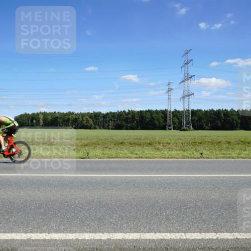 07.09.2025 - 19. Norderstedt Triathlon Michael Burmester http://msf.ph/oto/8838880 07.09.2025 14:18:58 Radfahren 967, 984 meine-sportfotos.de
